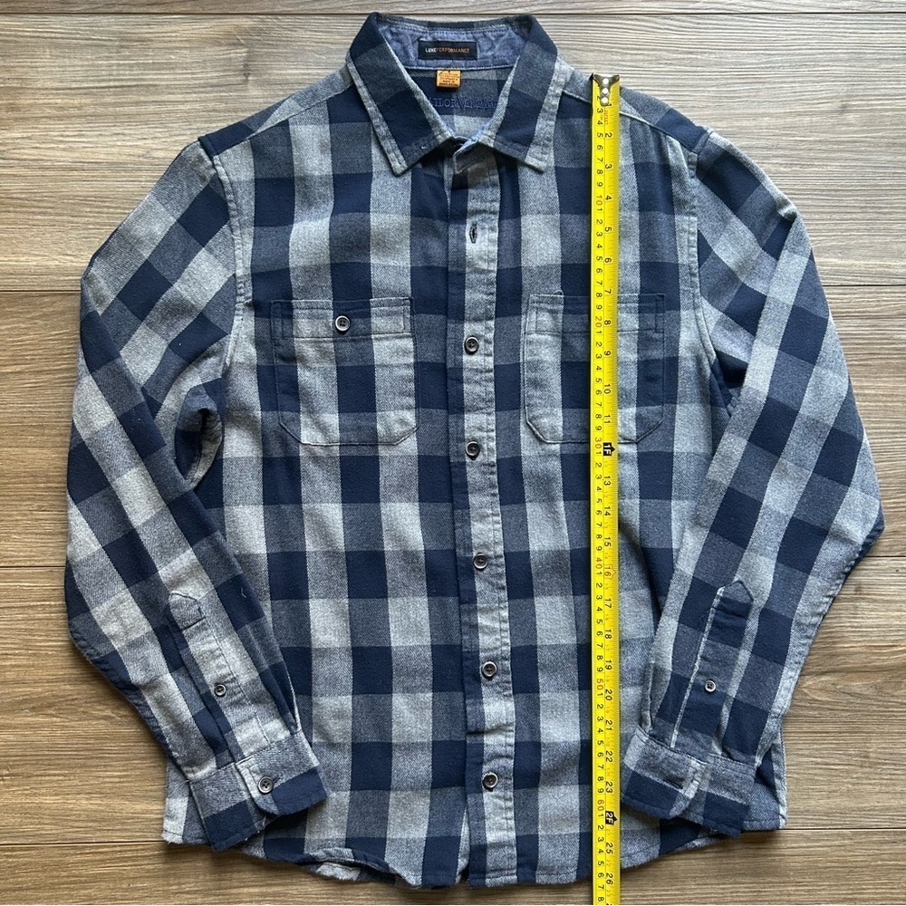 Tailor Vintage | Luxe Performance Plaid Flannel in Grey/Navy (Small) - Picture 3 of 8